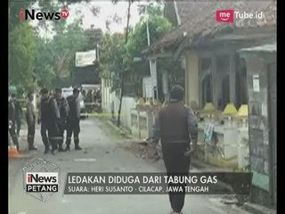 Video herunterladen: Polisi Masih Olah TKP Ledakan Didepan KUA Cilacap yang Diduga Dari Tabung Gas - iNews Petang 05/07