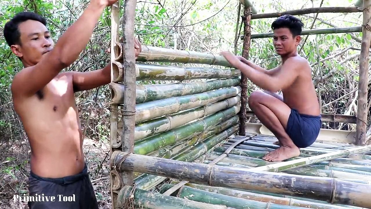 Building Swimming Pool And House (Bamboo 100%)