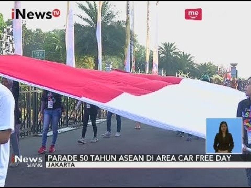 Ribuan Warga Memenuhi Kawasan Monas untuk Menyaksikan Parade 50 Tahun Asean - iNews Siang 27/08