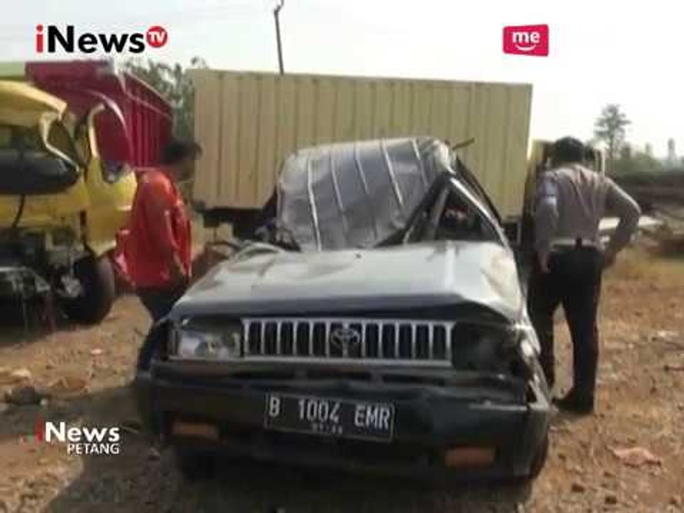 Kecelakaan Maut Cipali, Ban Belakang Pecah & Tewaskan 5 Orang - iNews Petang 02/09