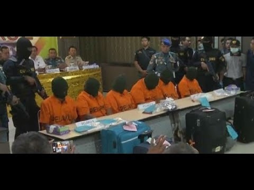 Petugas Bea Cukai & BNN Berhasil Gagalkan Penyelundupan Sabu Dari Malaysia - iNews Malam 03/10