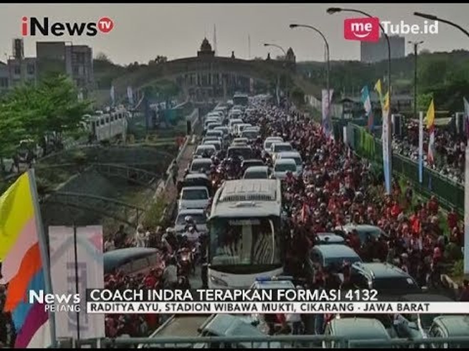 Suporter Timnas Padati Stadion Jelang Laga Indonesia U19 vs Thailand U19 - iNews Petang 08/10