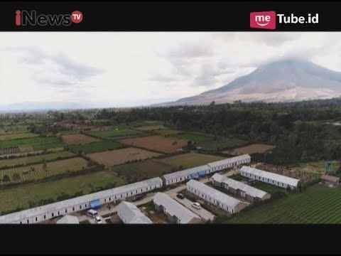 Sudah 7 Tahun Pengungsi Gunung Sinabung Tinggal di Lokasi Pengungsian Part 01 - Rakyat Bicara 07/10