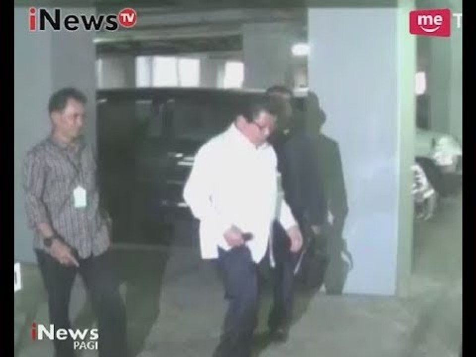 Mantan Gubernur Sulbar Diperiksa Terkait Kasus Penyalahgunaan Dana APBD - iNews Pagi 26/10