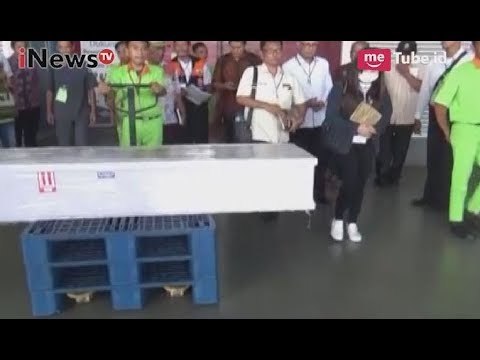 2 Jenazah TKI Korban Kecelakaan Bus di Malaysia Telah Tiba di Indonesia - iNews Malam 26/10