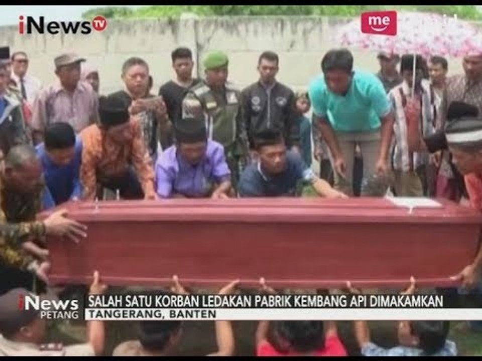 Satu Korban Ledakan Pabrik Petasan Dimakamkan - iNews Petang 28/10