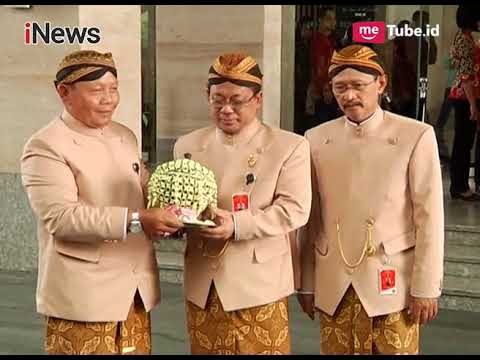 Perwakilan Mempelai Wanita Mengantarkan Air Siraman Kepada Mempelai Pria - Special Event 07/11