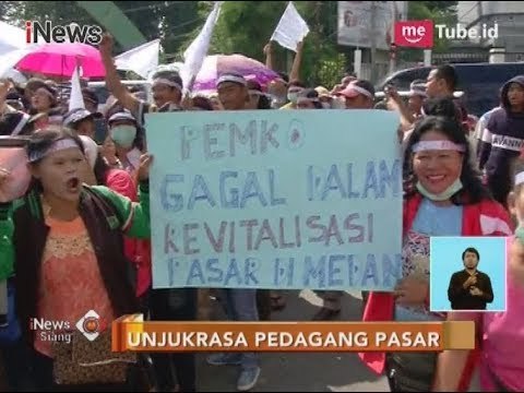Puluhan Pedagang Demo Tuntut Kejelasan Pembangunan Pasar - iNews Siang 04/12