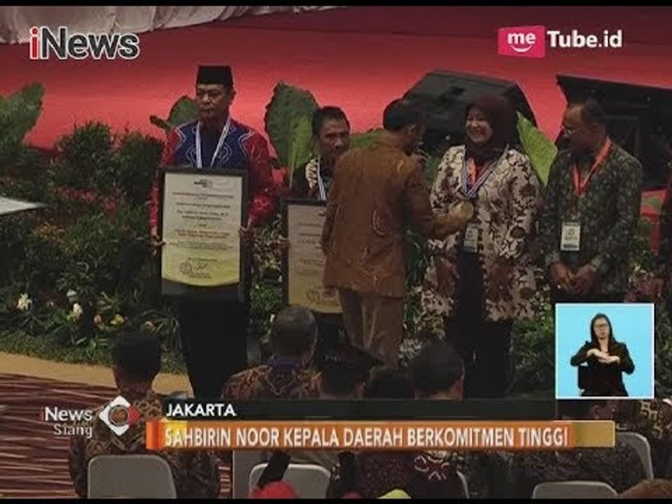 APTISI Berikan Penghargaan Kepada yang Berdedikasi Tinggi Pada Pendidikan - iNews Siang 08/12