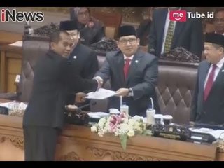 Komisi I DPR RI Serahkan Surat Penyetujuan Marsekal Hadi Sebagai Panglima TNI - Special Report 07/12