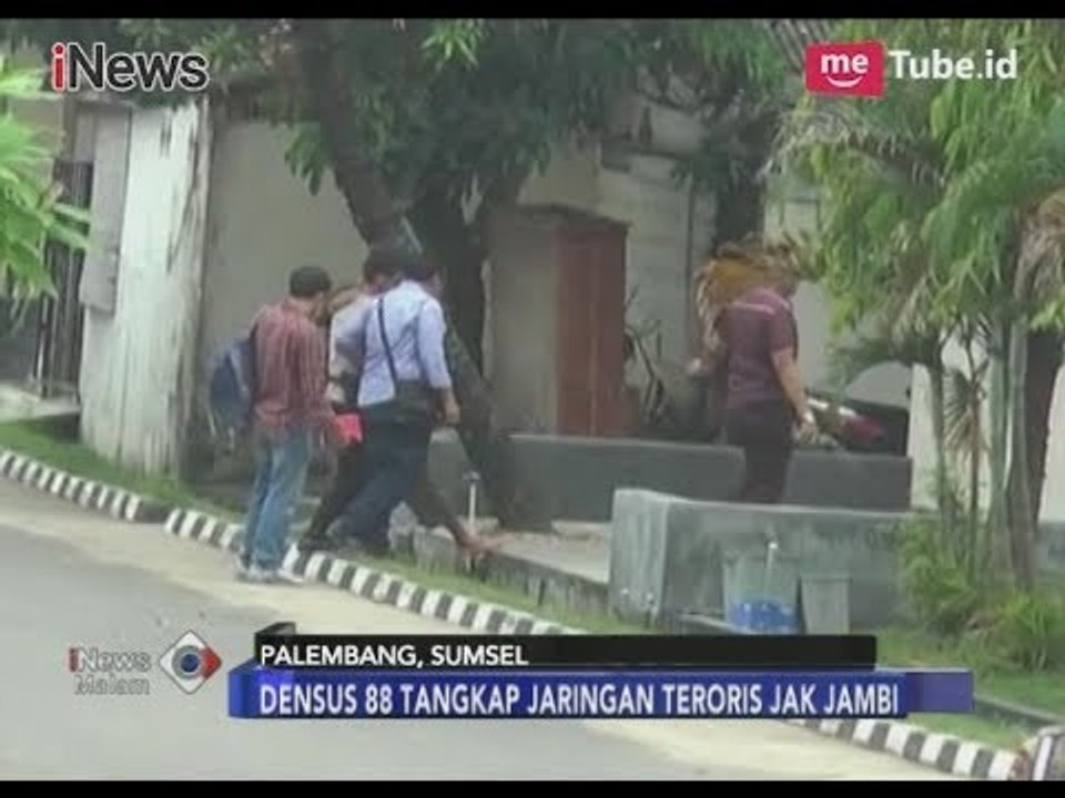 Densus 88 Tangkap Jaringan Teroris Jak Jambi - iNews Malam 11/12