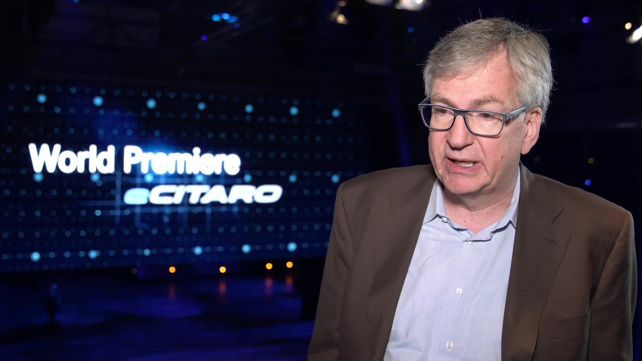 World Premiere of the new Mercedes-Benz eCitaro - Interview Martin Daum