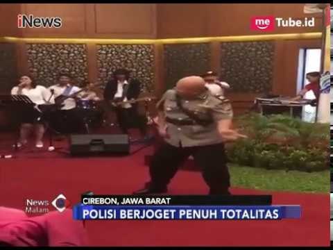 [Viral] Aksi Humanis Polisi Joget Jaran Goyang Penuh Totalitas - iNews Malam 19/01