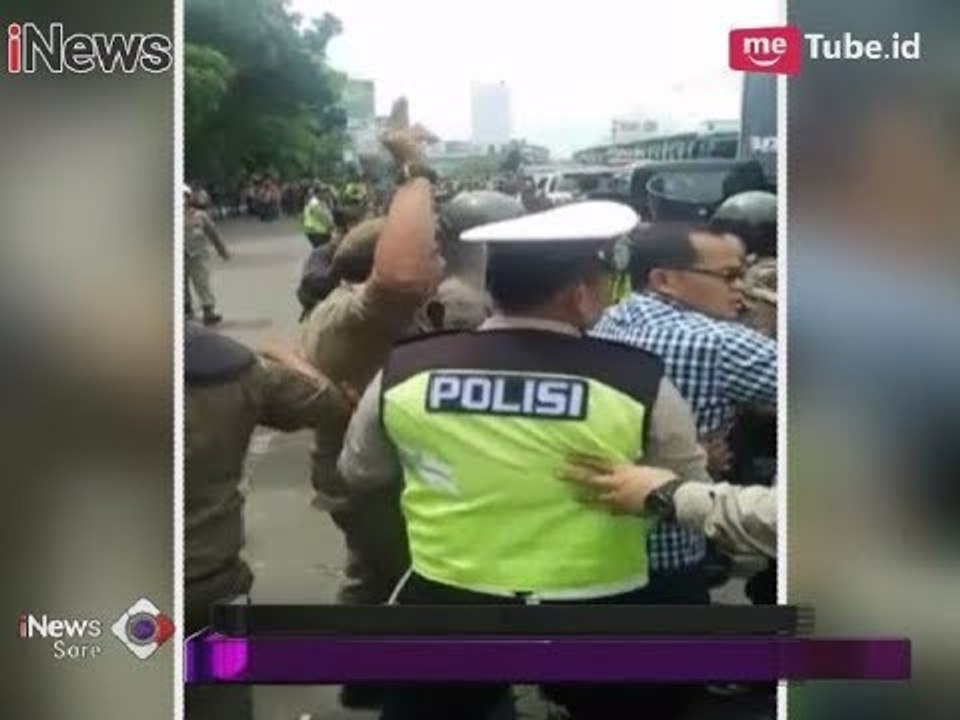 Bentrok 2 Ormas di Bekasi Meluas Hingga di Depan Gedung Pemerintah Kota - iNews Sore 25/01
