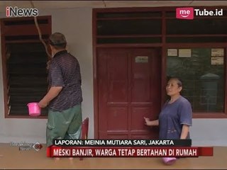 Meski Direndam Banjir 1 Meter, Warga Cawang Masih Bertahan di Rumah - Breaking News 06/02