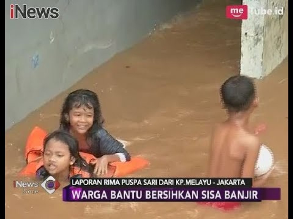 Banjir Kampung Melayu Mulai Surut, 10 Unit Mobil Dikerahkan Untuk Sedot Banjir - iNews Sore 07/02