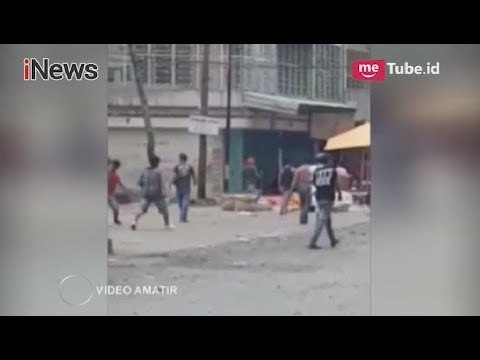 Ngeri!! Video Amatir Dua Kubu Bentrok Gara-gara Rebutan Lahan Parkir - iNews Sore 12/04