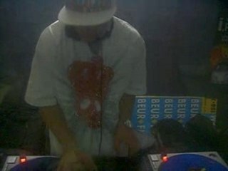 DJ SCORE @ GOLDEN SHOW ON BEUR FM (PARIS)