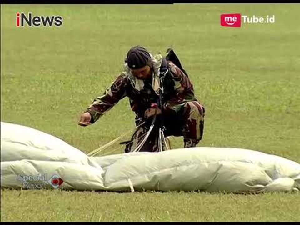 Pasca Sertijab Danjen Kopassus, Para Prajurit Lakukan Atraksi Terjun Bebas - Special Report 23/03