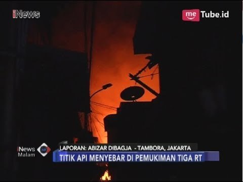 Titik Api di Kebakaran Jembatan Besi Menyebar di Pemukiman Tiga RT - iNews Malam 01/04