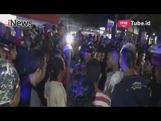 Скачать видео: Marah Ditertibkan, Ratusan PKL Geruduk Rumah Kepala Dinas Satpol PP - iNews Pagi 04/04