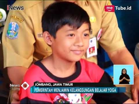 Pemkab Jombang Sekolahkan Helmi yang Rawat Neneknya Seorang Diri - iNews Siang 13/04