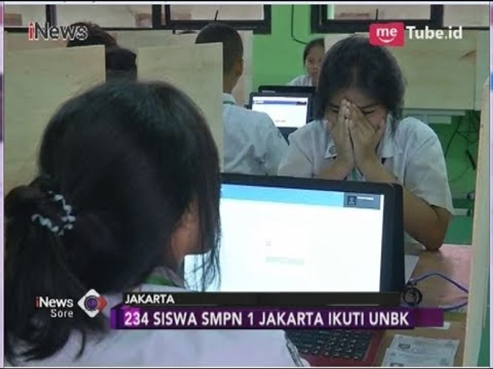 Komputer Terbatas, Siswi di SMPN 1 Jakarta UNBK Pakai Laptop Orang Tua - iNews Sore 23/04