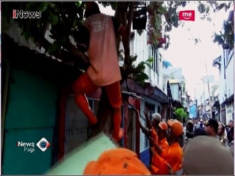 Tutup Saluran Air, Satpol PP Bongkar Bangunan Liar - iNews Pagi 28/04