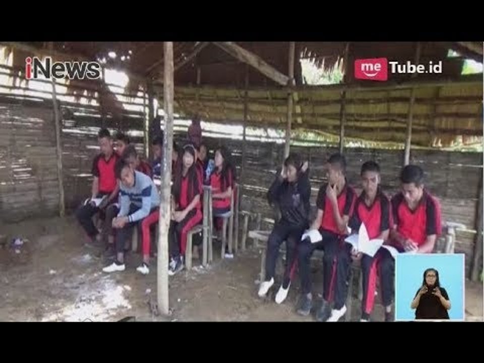 Memilukan, Siswa SMKN 1 Ulunoyo Terpaksa Belajar di Kelas Seperti Kandang - iNews Siang 02/05
