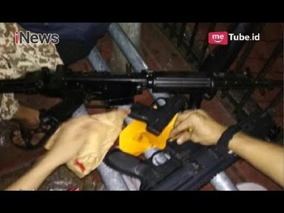 Rusuh Mako Brimob!! Napi Teroris Ngamuk Rebut Senjata Api Petugas - Breaking iNews 09/05