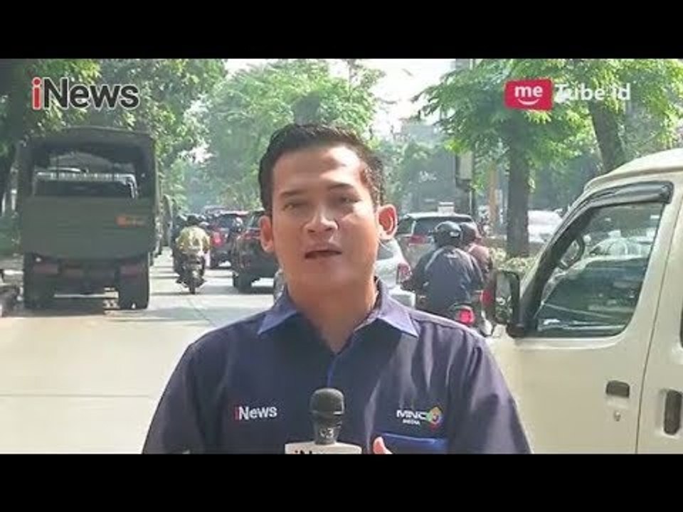 Arus Lalu Lintas Ramai Lancar Pasca Warga Blokade Jalan dan Bakar Ban - Breaking News 09/05