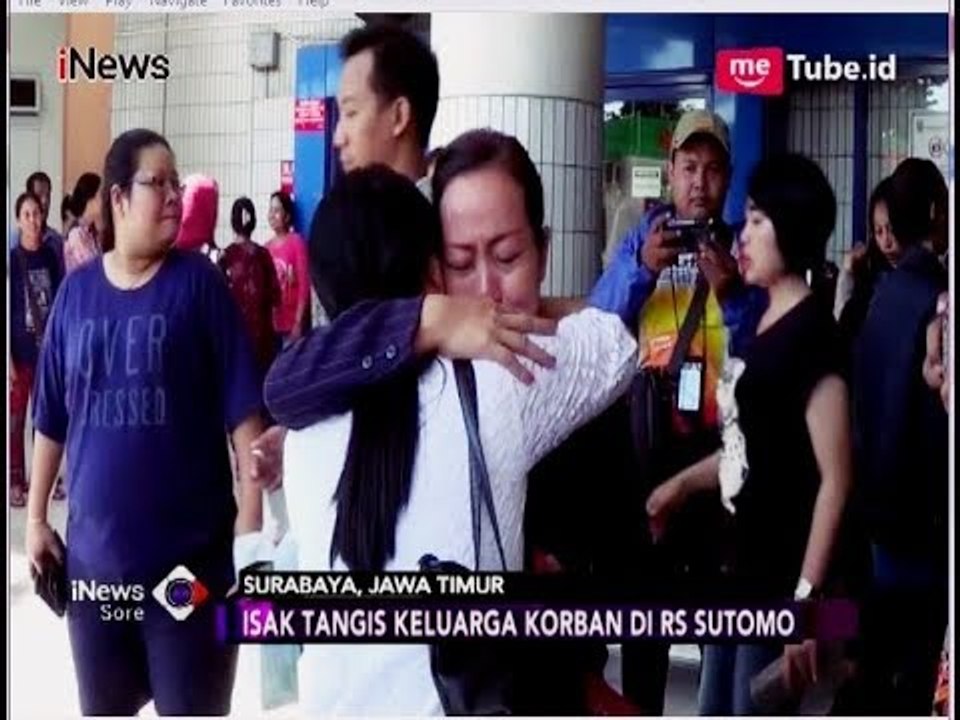 Isak Tangis Keluarga Korban Bom Gereja di RS Dr Sutomo Surabaya - iNews Sore 13/05
