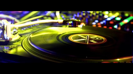 DJ Domic feat Oxana Denny Fabian Auf den Straßen von Berlin Das offizielle Musikvideo