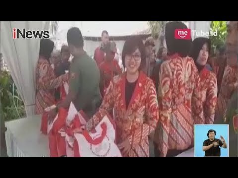 Mudik ke Solo, Presiden Jokowi Bagi-bagi Paket Sembako kepada Warga - iNews Siang 16/06