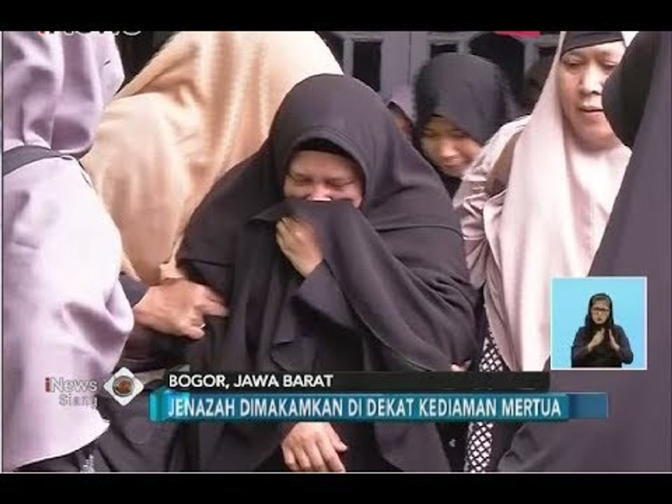 Harry Moekti Dimakamkan di Bogor, Begini Suasana Haru Keluarga - iNews Siang 25/06