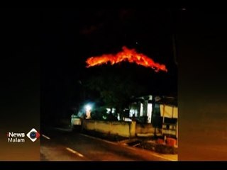 Video Amatir Gunung Agung Meletus Disertai Dentuman dan Lava Pijar - iNews Malam 02/07