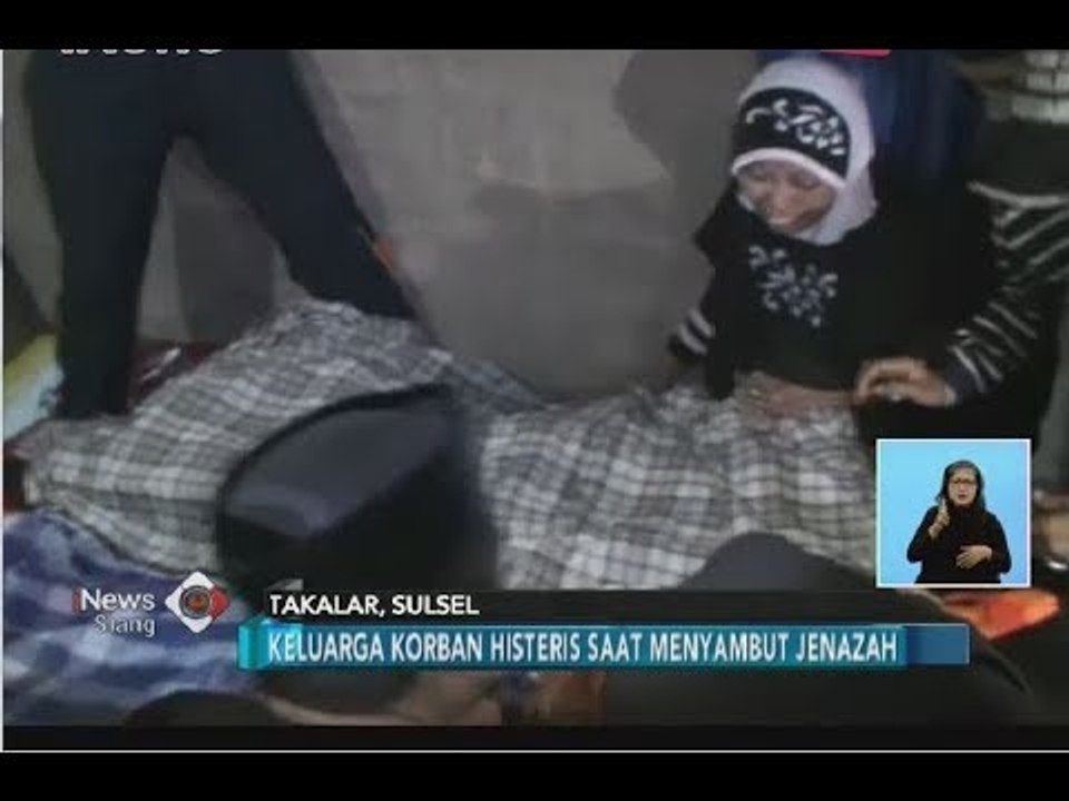 Histeris!! Begini Tangis Keluarga Sambut 3 Korban KM Lestari Maju di Rumah Duka - iNews Siang 05/07