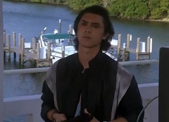 Deu  flics a Miami S3E19 FRENCH   Part 02