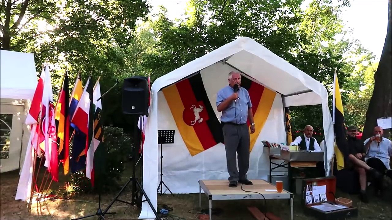 Rede vom EU-Abgeordneten Udo Voigt (NPD)