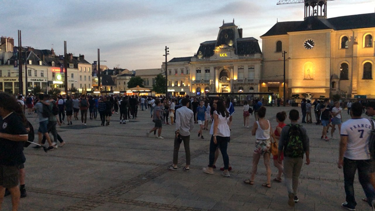 Les Bleus sont en finale, Le Mans exulte !