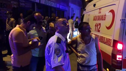 Osmangazi'de bıçaklı kavga: 2 yaralı - BURSA