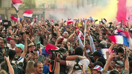 París celebra la clasificación de Francia a la final del Mundial