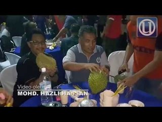[PRK P.093] Shabery Cheek jamu petugas media durian kualiti A