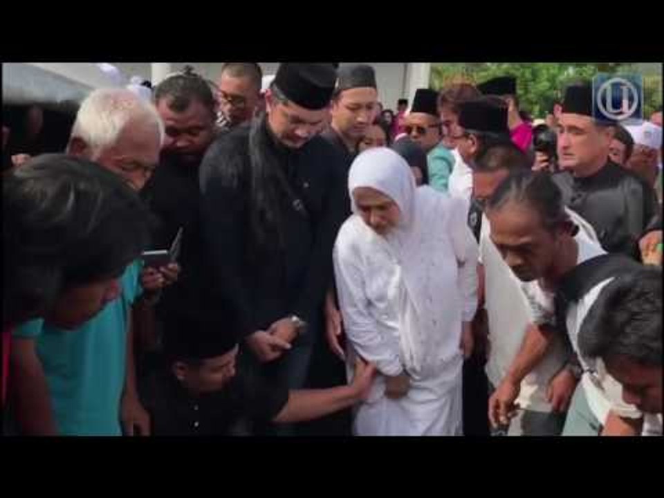 Jins Shamsuddin selamat dikebumikan