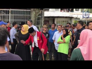 Operasi roboh gerai bertukar ‘panas’