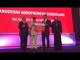 Jeruk Pak Ali raih Anugerah Agropreneur Cemerlang Agrobank