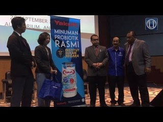 Kerjasama ANGKASA-Yakult perkasa perniagaan koperasi sekolah