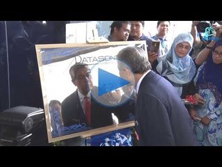 Majlis perasmian kilang Datasonic Group Berhad