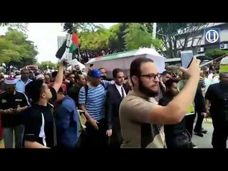 Jenazah Dr  Fadi tiba untuk disembahyangkan