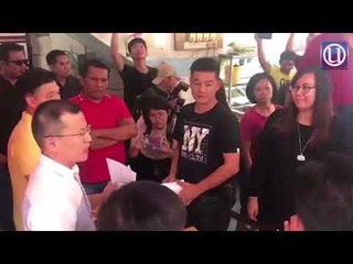 Penyokong DAP serbu masuk restoran ketika sidang akhbar MCA